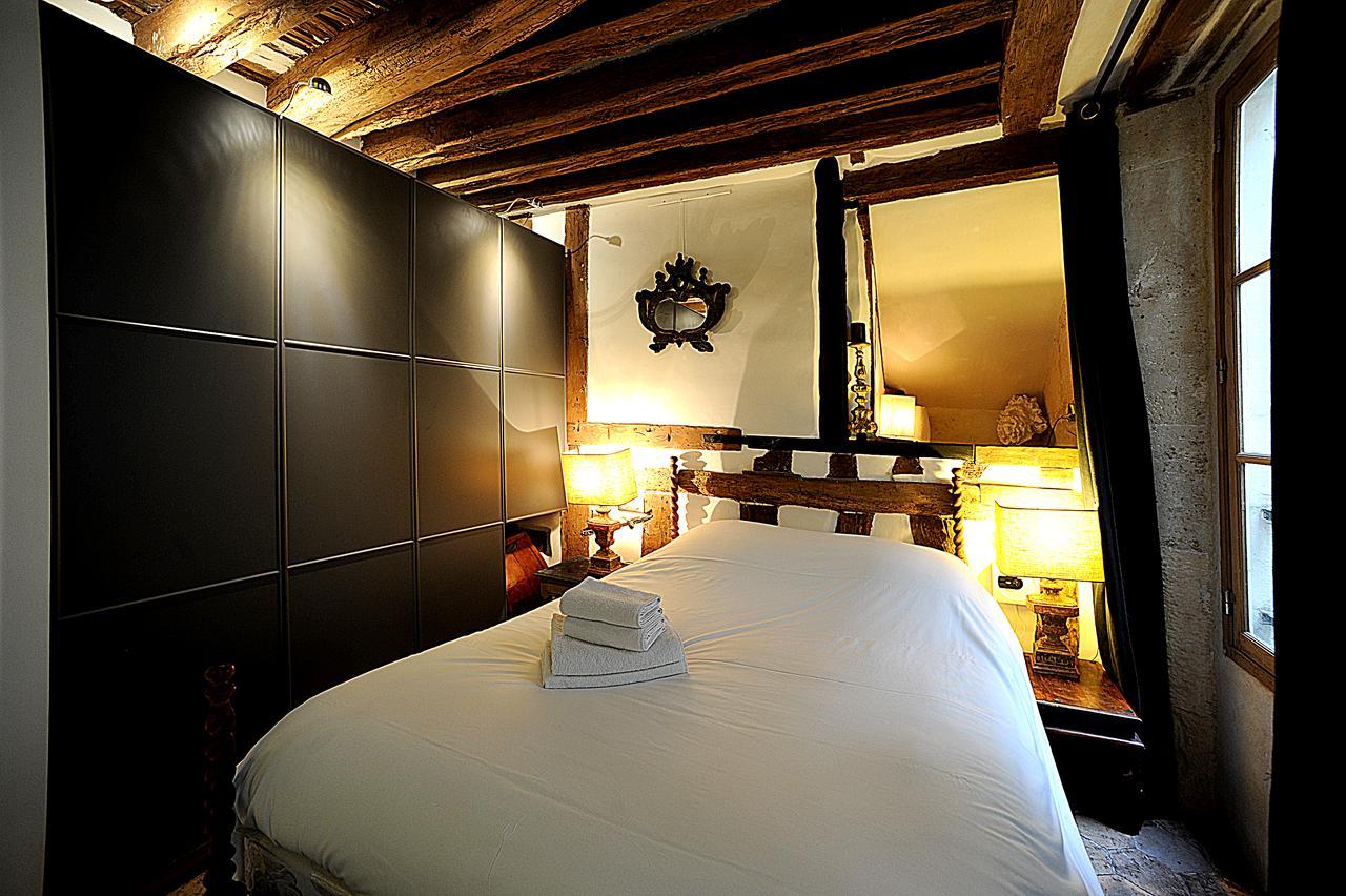 Beautiful Apartment In Historical Marais Paryż Zewnętrze zdjęcie