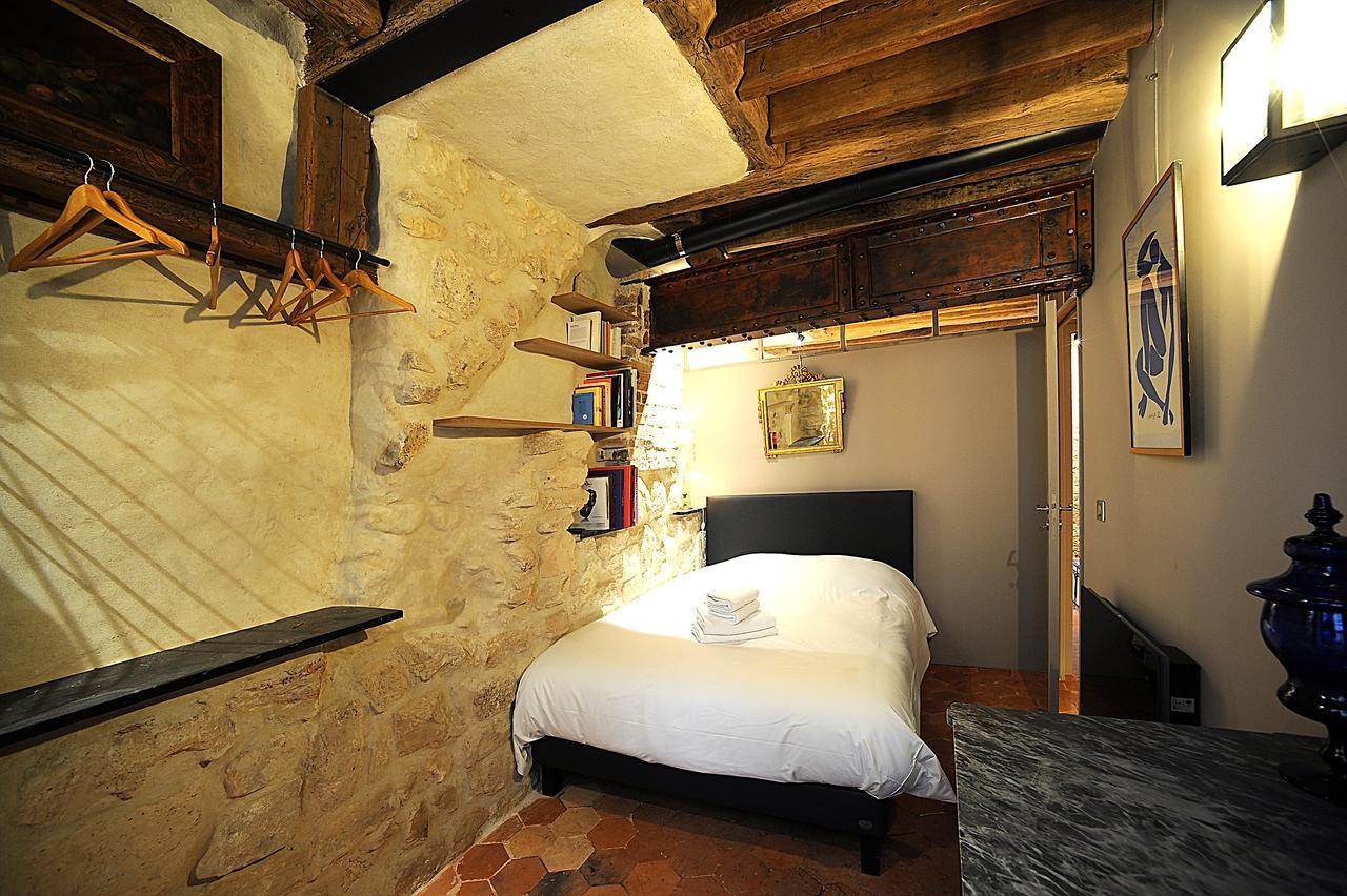Beautiful Apartment In Historical Marais Paryż Zewnętrze zdjęcie