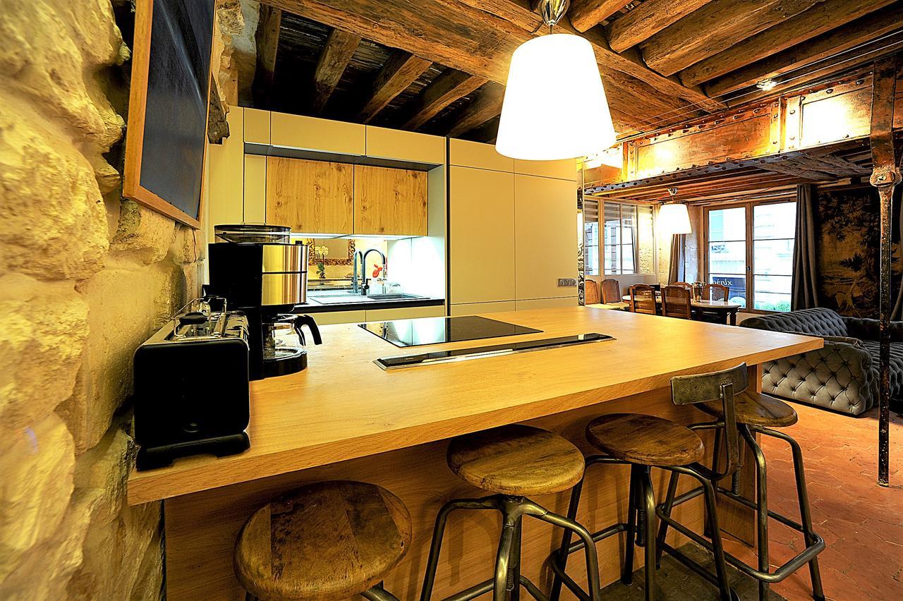 Beautiful Apartment In Historical Marais Paryż Zewnętrze zdjęcie