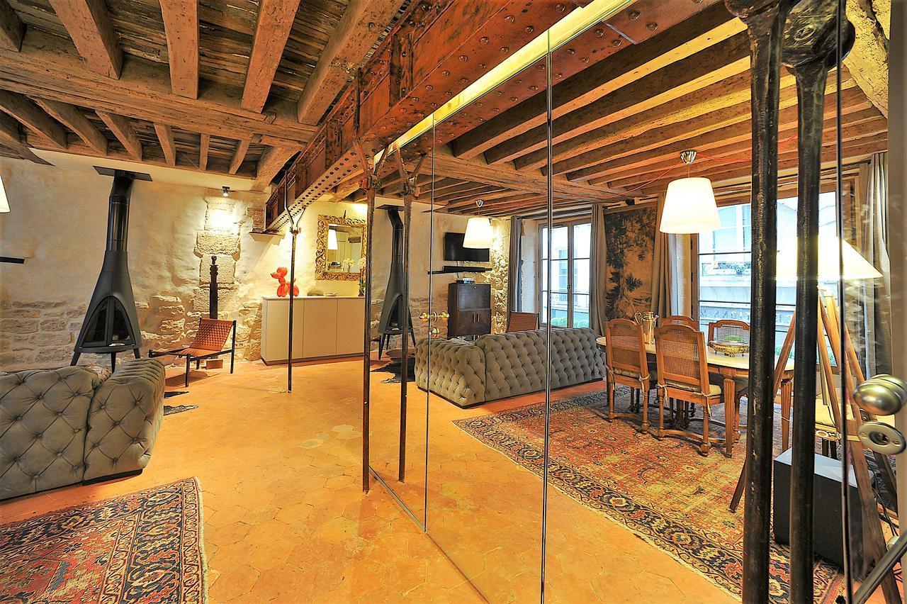 Beautiful Apartment In Historical Marais Paryż Zewnętrze zdjęcie